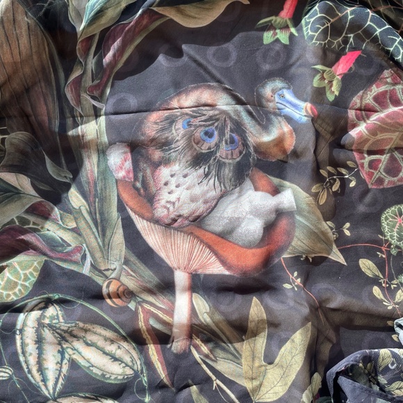 Moooi Menagerie of Extinct Animals Bed Scarf XL - Raven (Black) - Picture 6 of 8